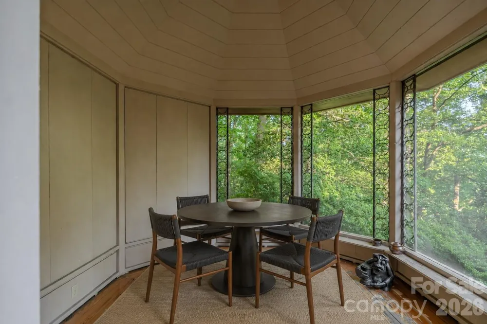 1225 Hogback Mountain Road Tryon, NC 28782