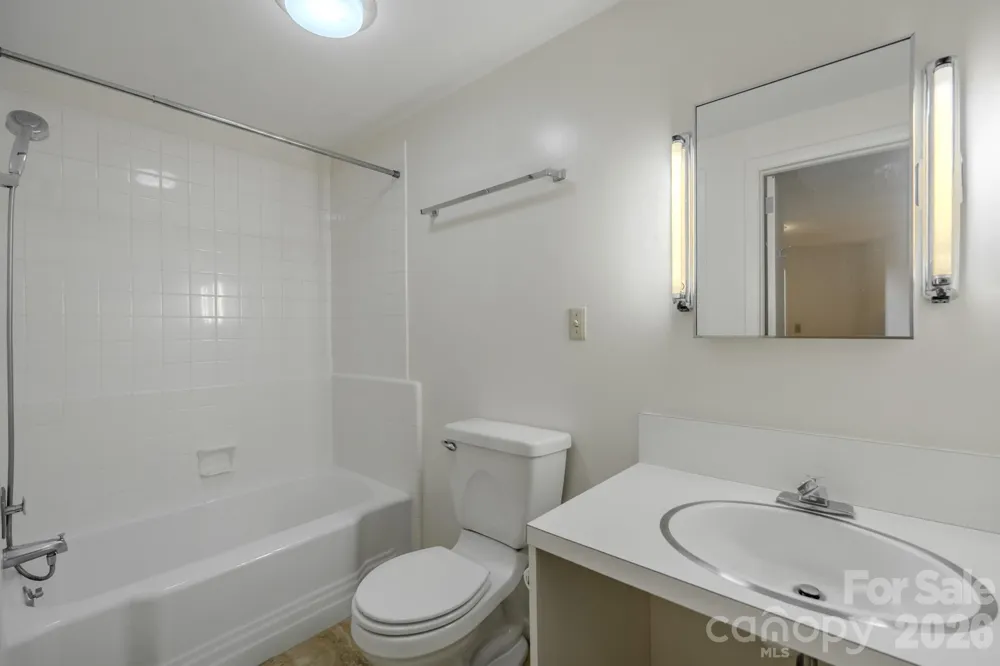 1225 Hogback Mountain Road Tryon, NC 28782