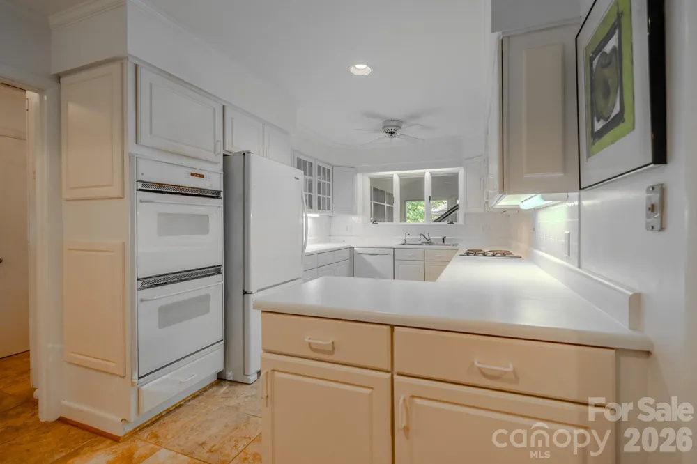 1225 Hogback Mountain Road Tryon, NC 28782