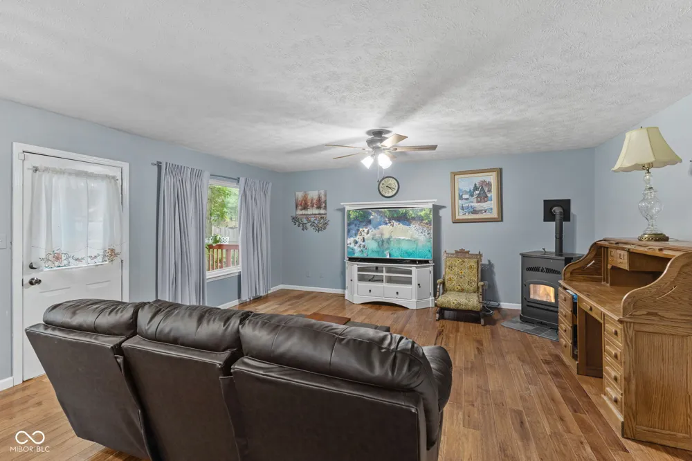 1200 Breaside Court Greenwood, IN 46143