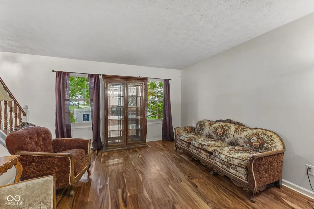 1200 Breaside Court Greenwood, IN 46143