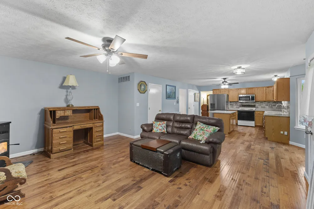 1200 Breaside Court Greenwood, IN 46143