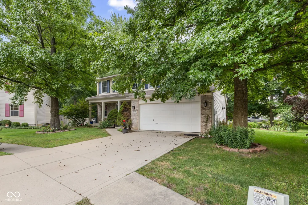 1200 Breaside Court Greenwood, IN 46143