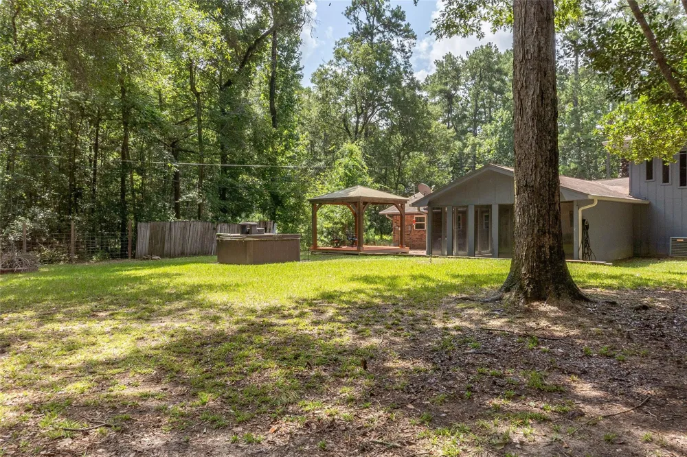 302 Oak Lane Village Mills, TX 77663