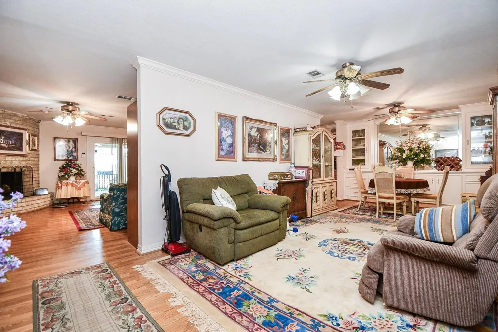 25550 W Fm 1097 Road Montgomery, TX 77356
