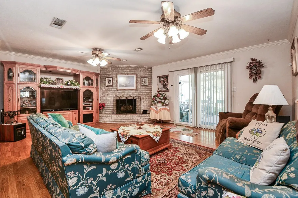 25550 W Fm 1097 Road Montgomery, TX 77356