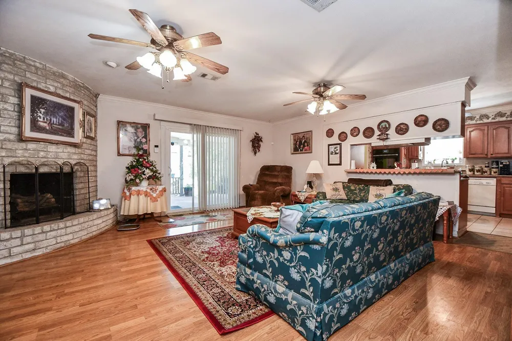 25550 W Fm 1097 Road Montgomery, TX 77356
