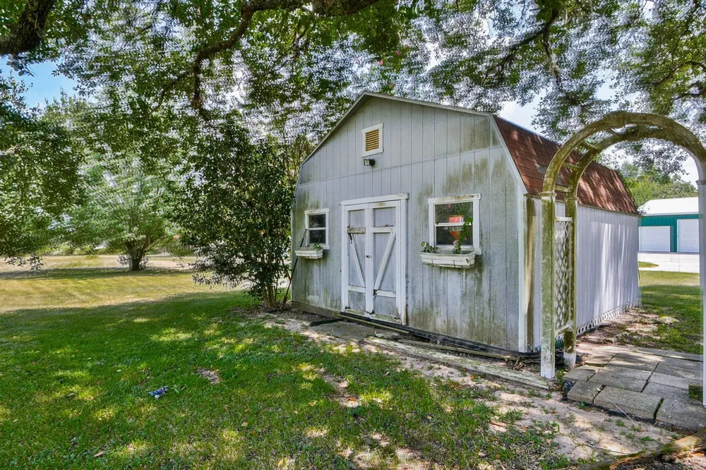 25550 W Fm 1097 Road Montgomery, TX 77356