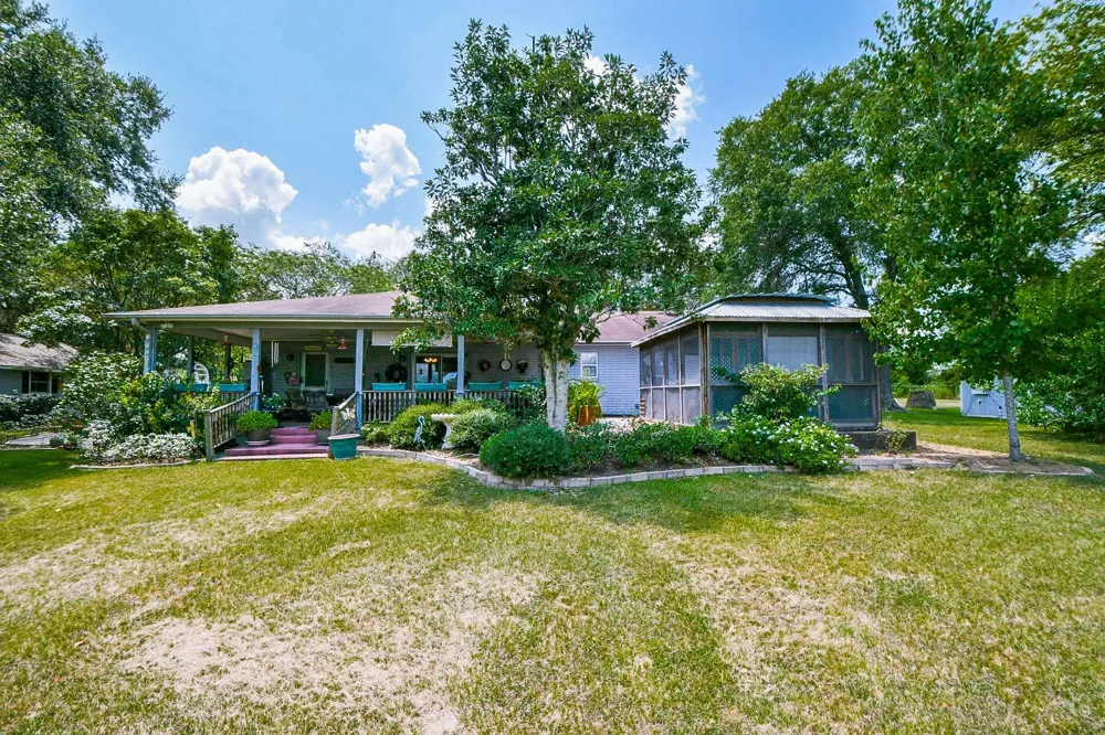 25550 W Fm 1097 Road Montgomery, TX 77356