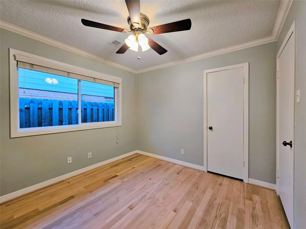 2527 Willowby Drive Houston, TX 77008