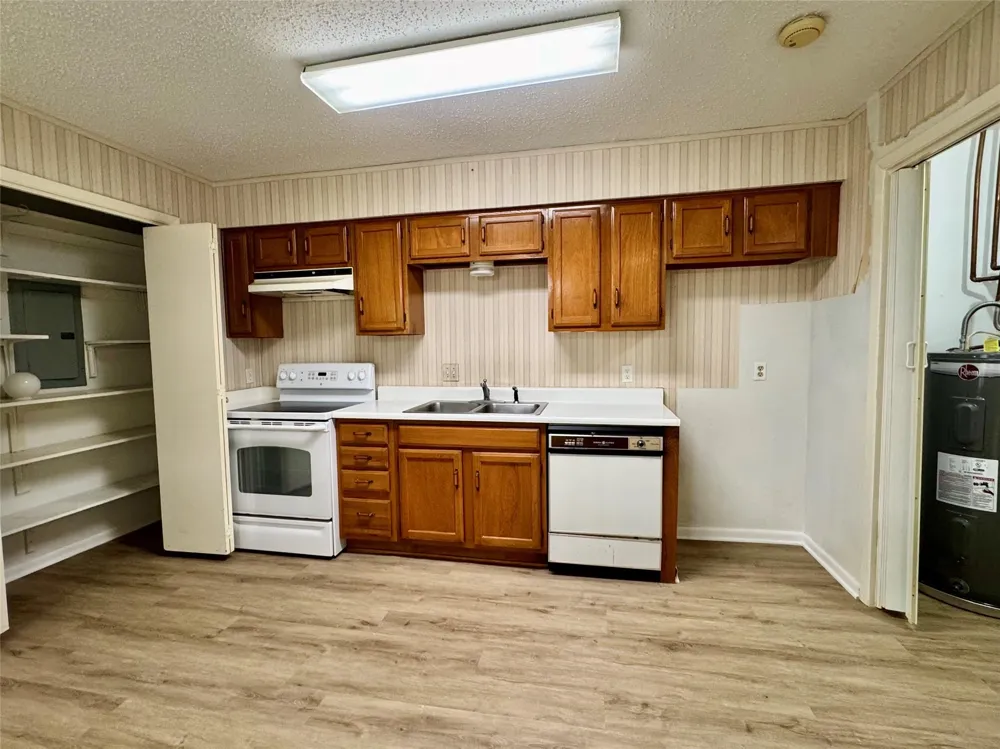 68 Westwood Village Drive #TH68 Trinity, TX 75862