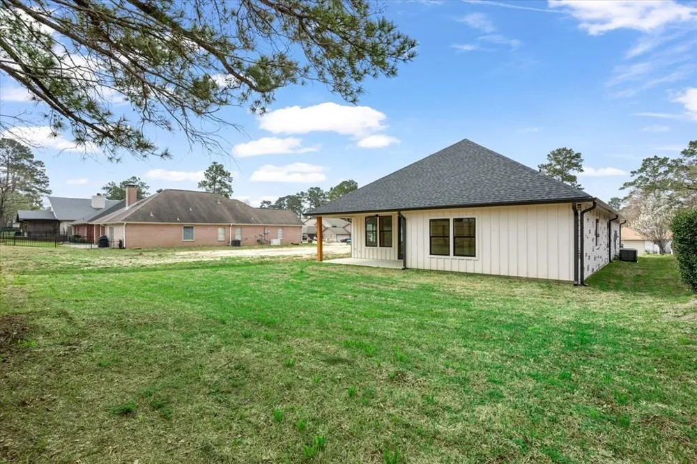 911 Augusta Drive Lufkin, TX 75901