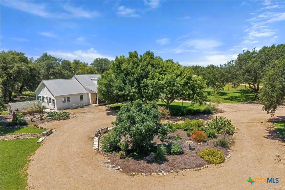 1533 Ranch Rd 1323 Johnson City, TX 78636