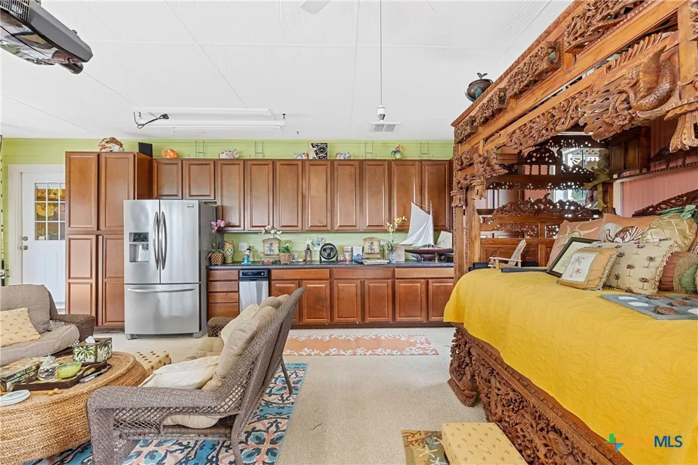 1533 Ranch Rd 1323 Johnson City, TX 78636
