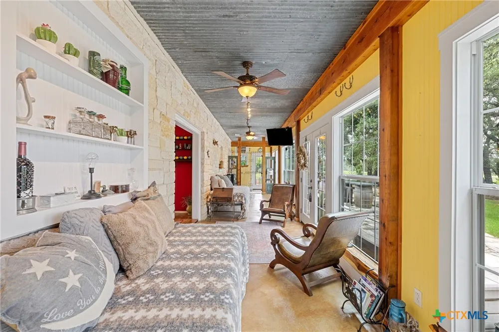 1533 Ranch Rd 1323 Johnson City, TX 78636