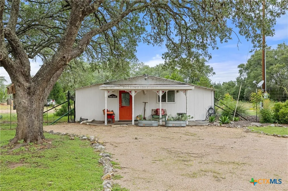 1533 Ranch Rd 1323 Johnson City, TX 78636