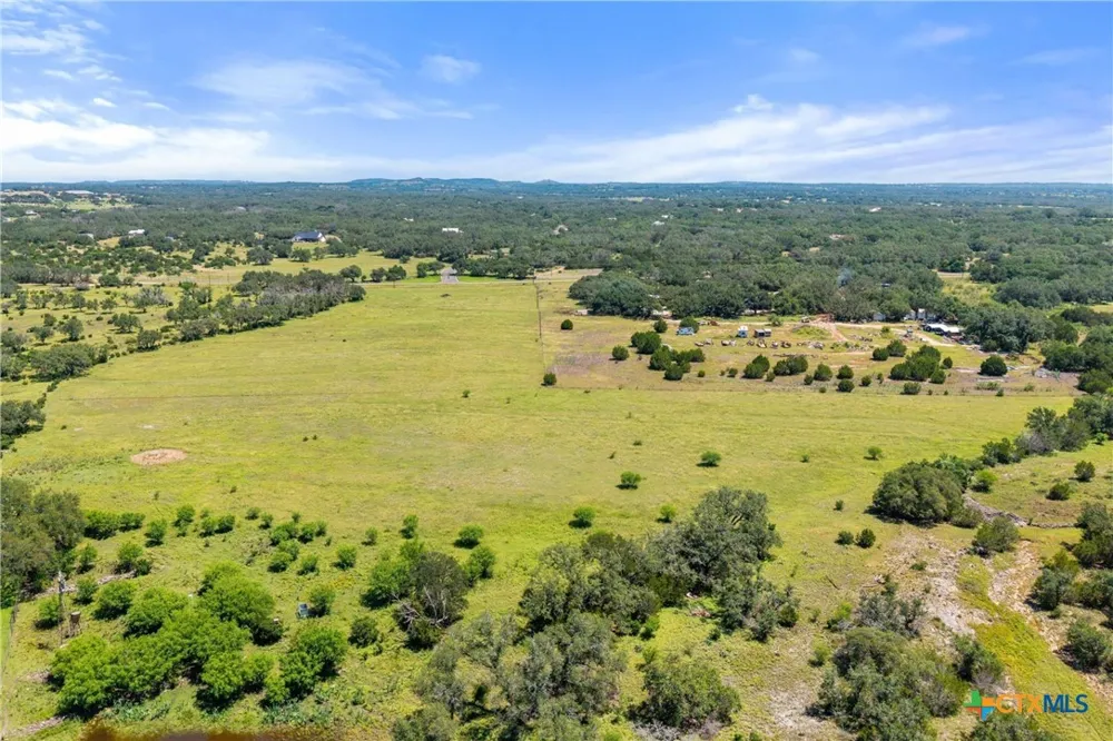 1533 Ranch Rd 1323 Johnson City, TX 78636