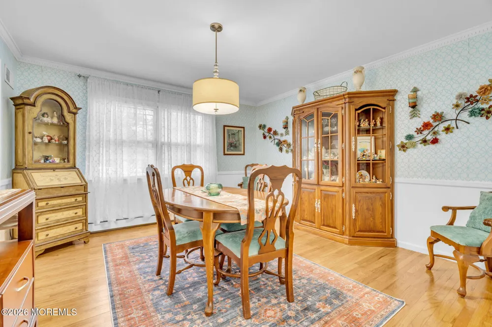16 Millpond Lane Colts Neck, NJ 07722