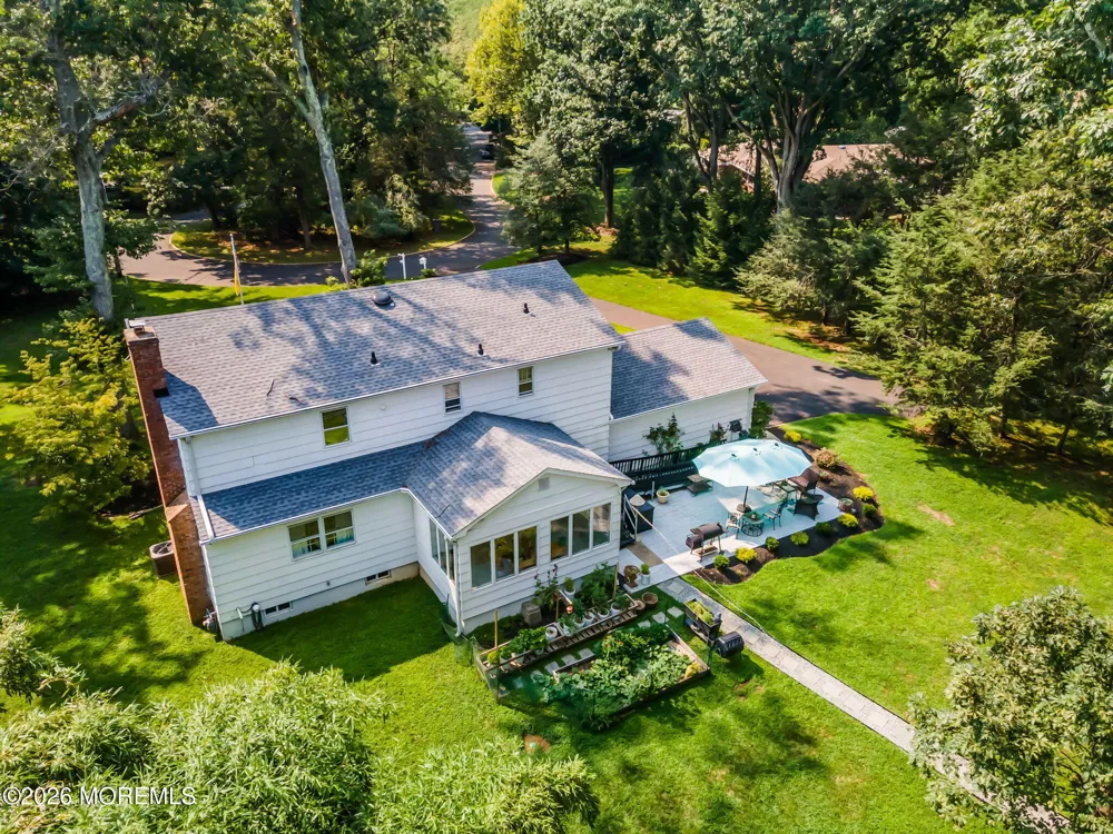 16 Millpond Lane Colts Neck, NJ 07722