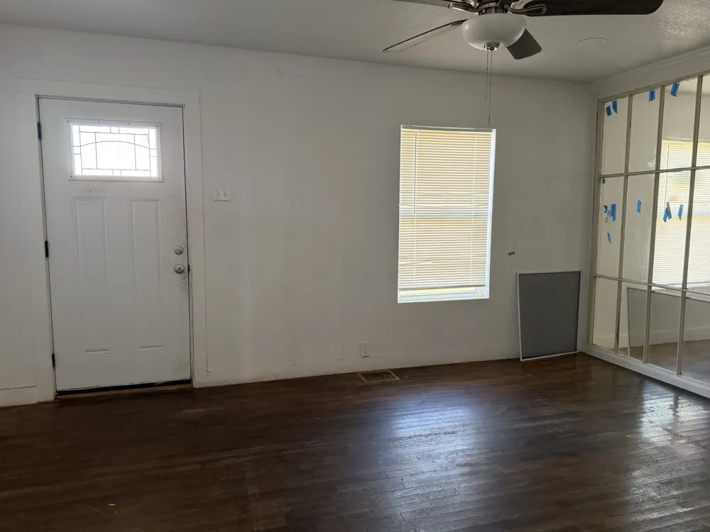 103 S Walnut Street Lampasas, TX 76550
