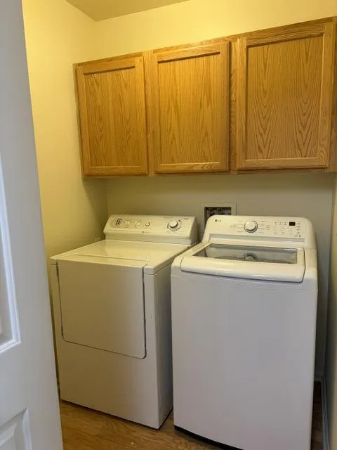 2736 S Knightsbridge Circle Ann Arbor, MI 48105