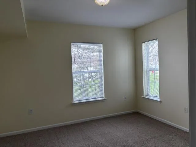2736 S Knightsbridge Circle Ann Arbor, MI 48105