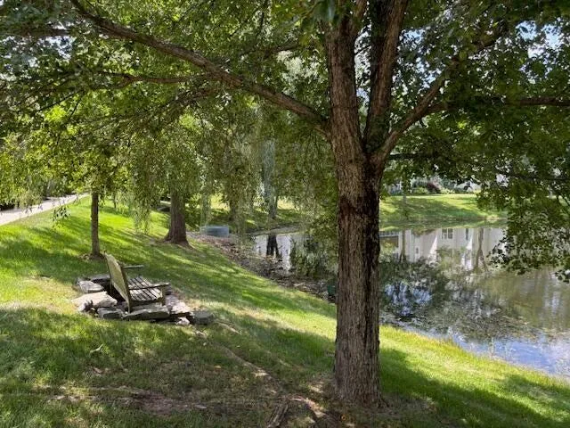 2736 S Knightsbridge Circle Ann Arbor, MI 48105