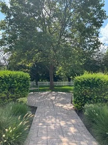 2736 S Knightsbridge Circle Ann Arbor, MI 48105