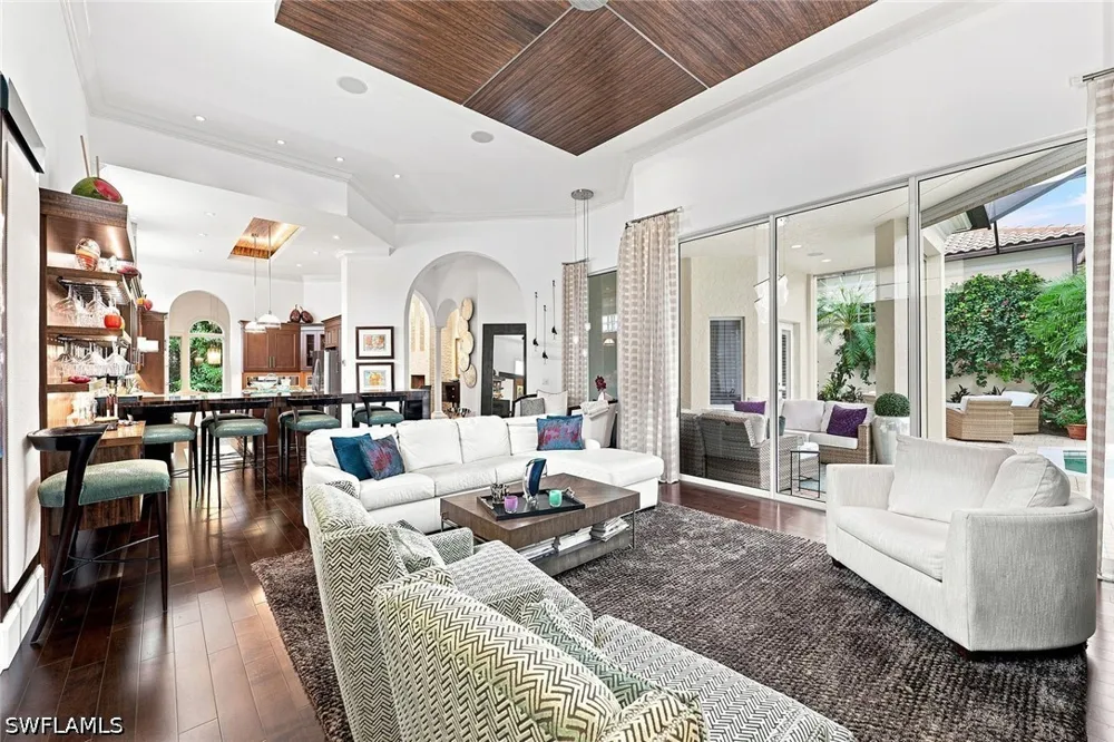 Torrefino Court Naples, FL 34109