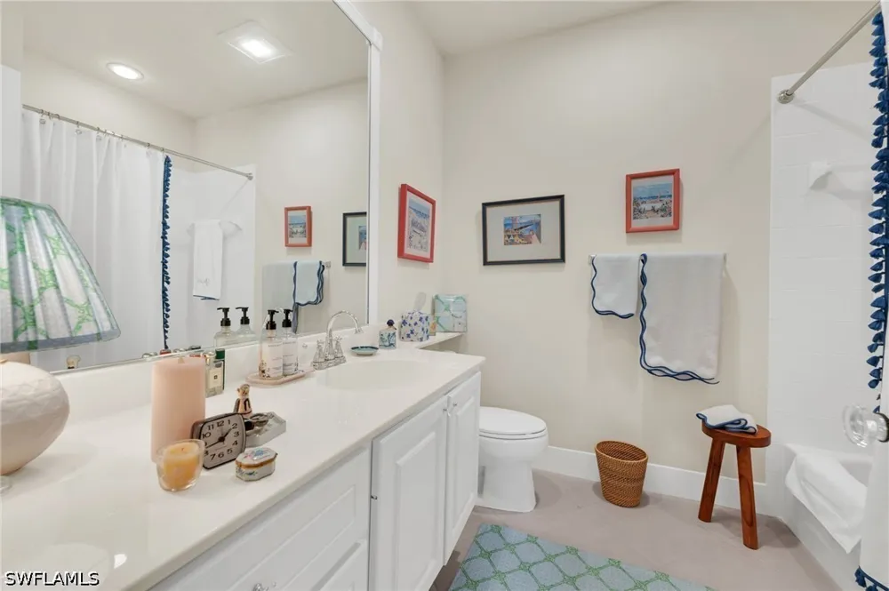 Cove Circle #90 Naples, FL 34119