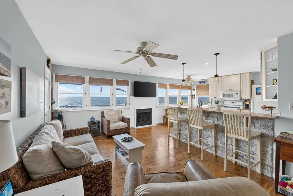 175 N Beach Avenue Cape May Court House, NJ 08210
