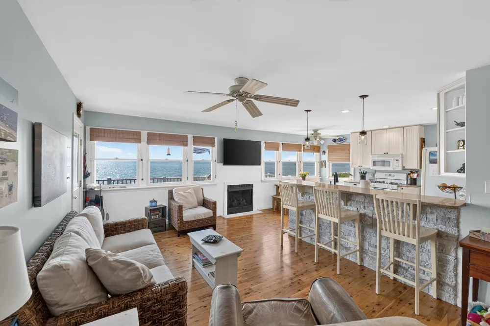 175 N Beach Avenue Cape May Court House, NJ 08210