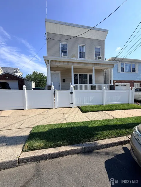 612 Johnstone Street #310