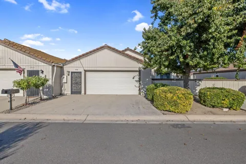 1948 Cougar Lane
