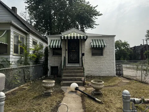 2589 Jefferson Street