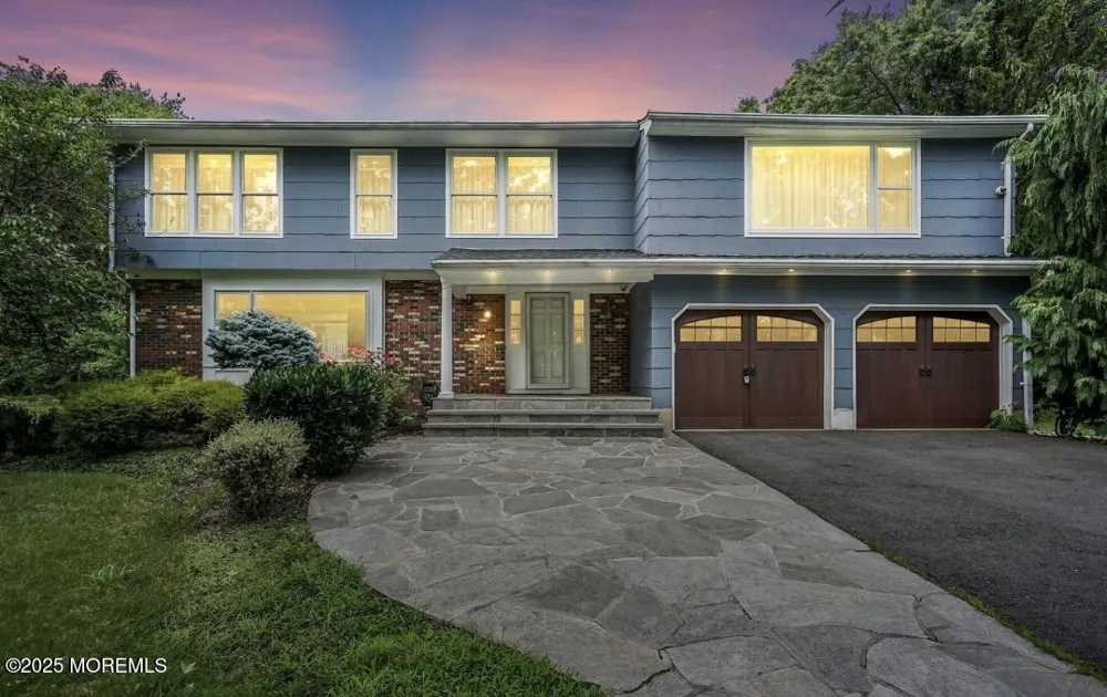 14 Kathy Street Kendall Park, NJ 08824
