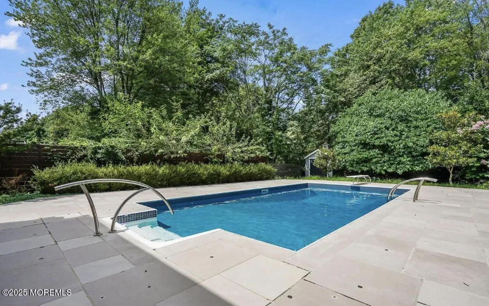 14 Kathy Street Kendall Park, NJ 08824
