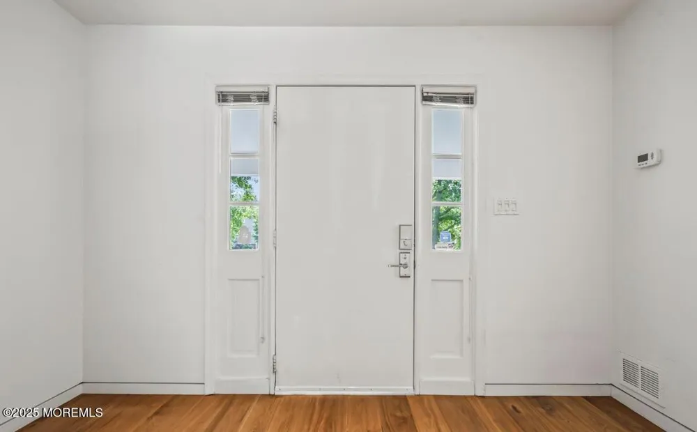 14 Kathy Street Kendall Park, NJ 08824