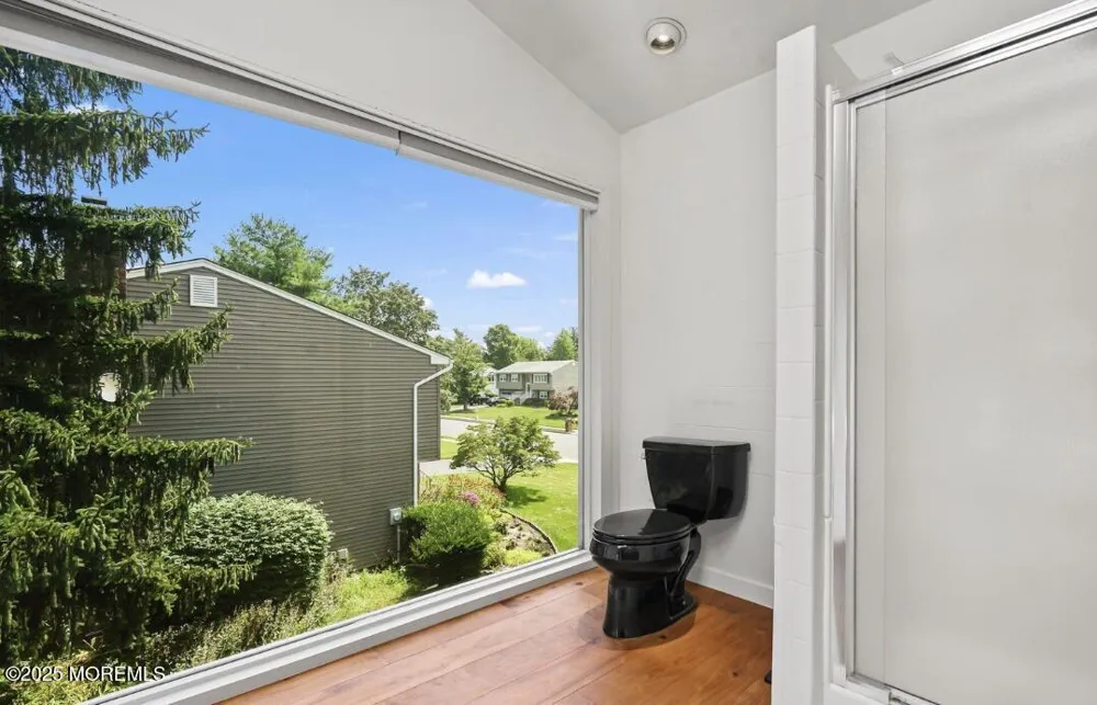 14 Kathy Street Kendall Park, NJ 08824