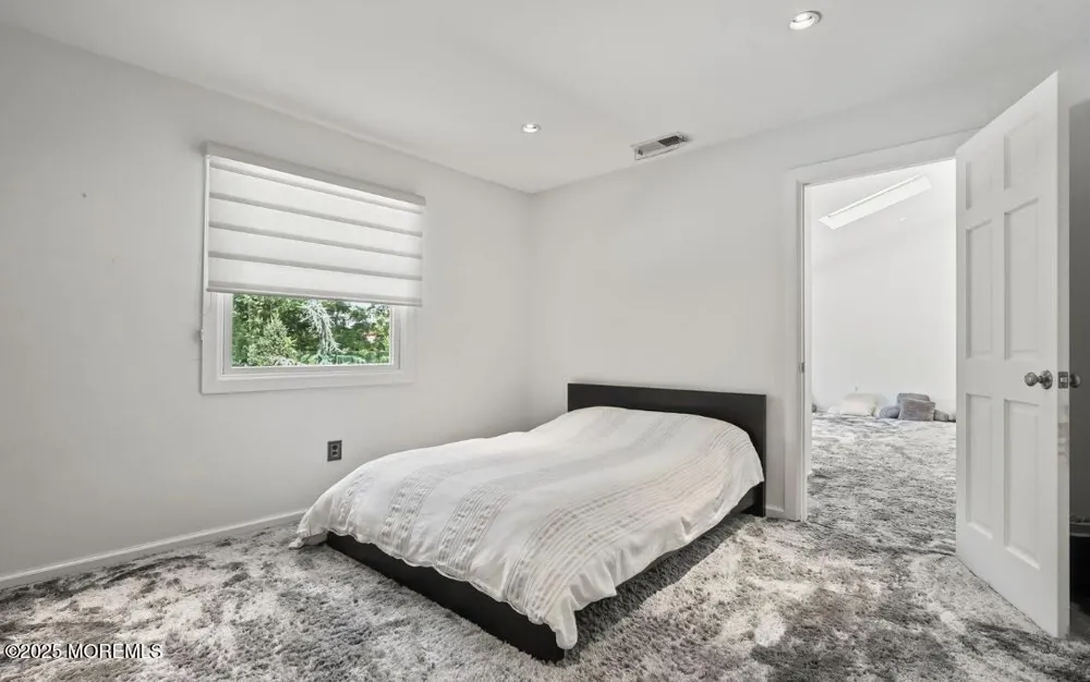 14 Kathy Street Kendall Park, NJ 08824