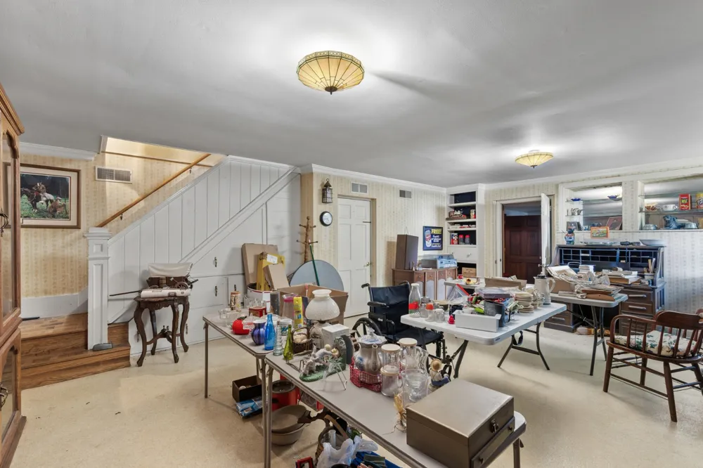215 Shevel Dr Goodlettsville, TN 37072
