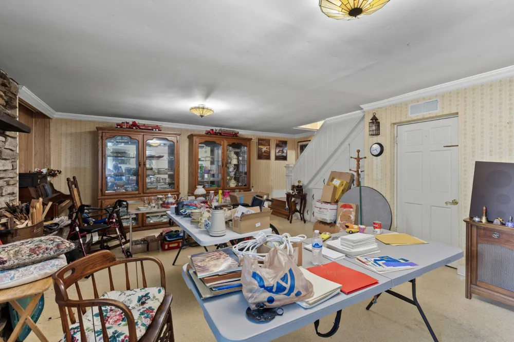215 Shevel Dr Goodlettsville, TN 37072