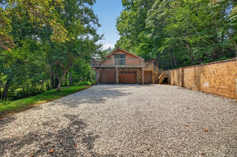 3510 Blackburn Hill Dr Cookeville, TN 38501