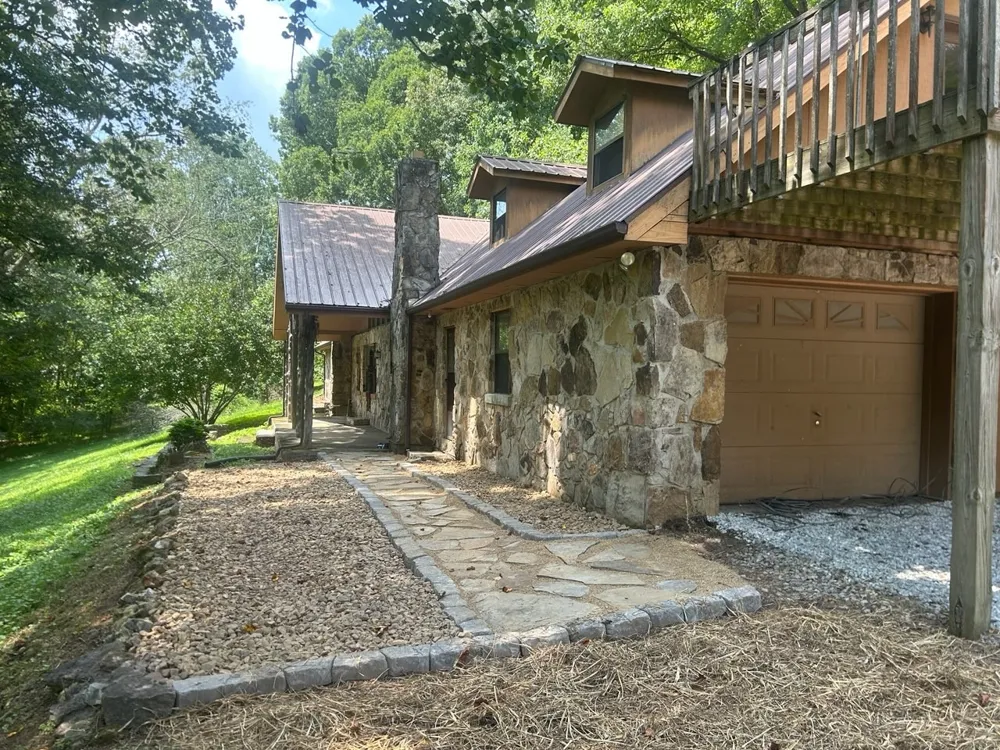 3510 Blackburn Hill Dr Cookeville, TN 38501