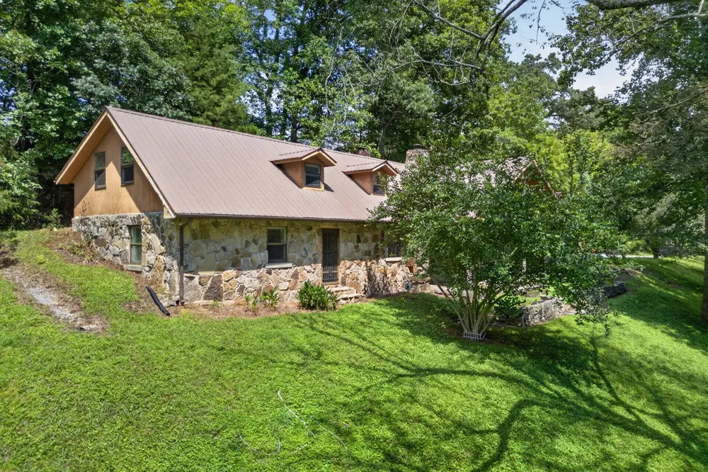 3510 Blackburn Hill Dr Cookeville, TN 38501