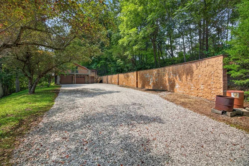 3510 Blackburn Hill Dr Cookeville, TN 38501