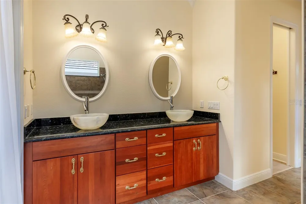 522 NEWHALL LANE Debary, FL 32713