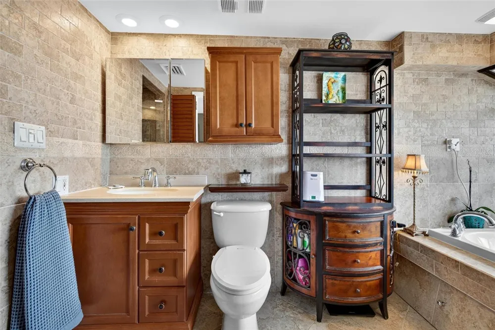 744 MARINA POINT DRIVE #7440 Daytona Beach, FL 32114