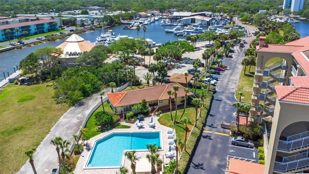 744 MARINA POINT DRIVE #7440 Daytona Beach, FL 32114