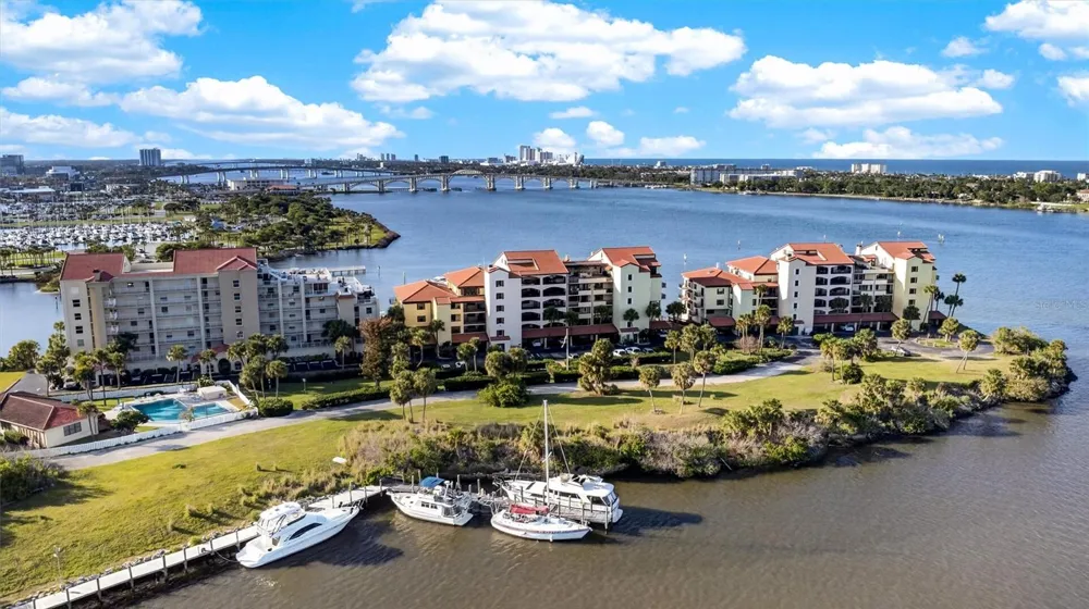 744 MARINA POINT DRIVE #7440 Daytona Beach, FL 32114